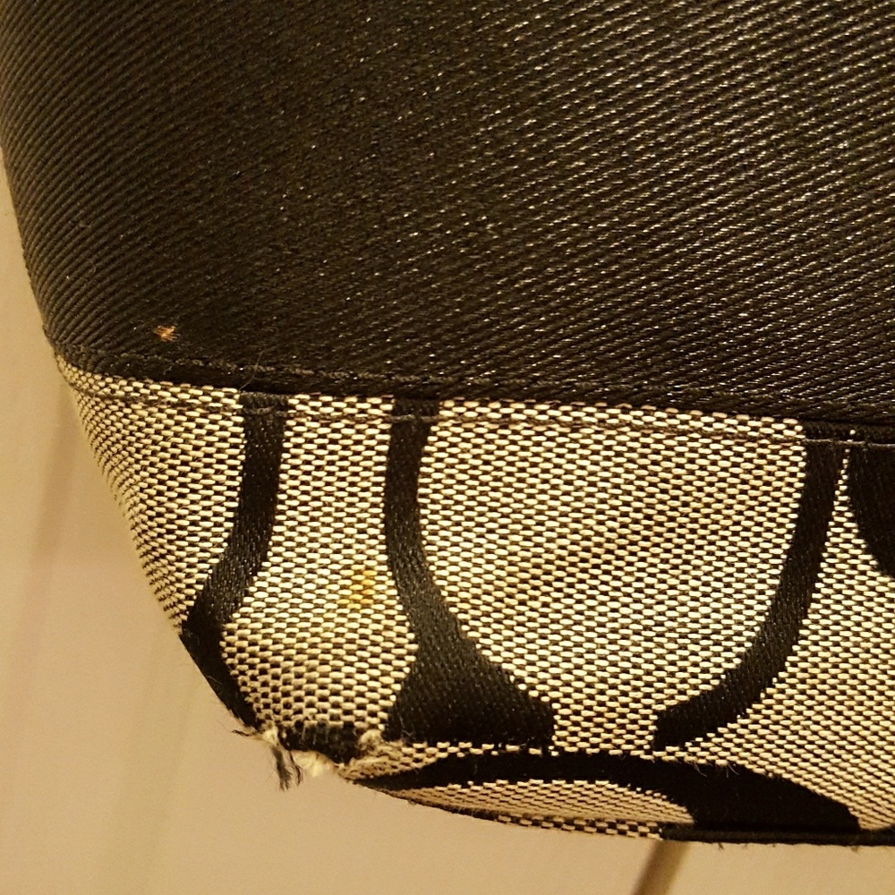 Purse - Picture 4 of 4